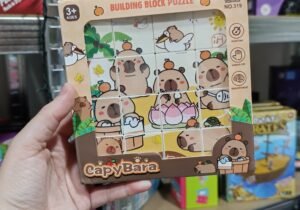 Puzzle capibara con pizarra